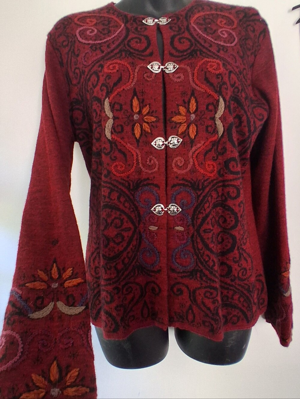 Esmerelda 100% baby alpaca wool sweater cardigan embroidered with metal clasps s